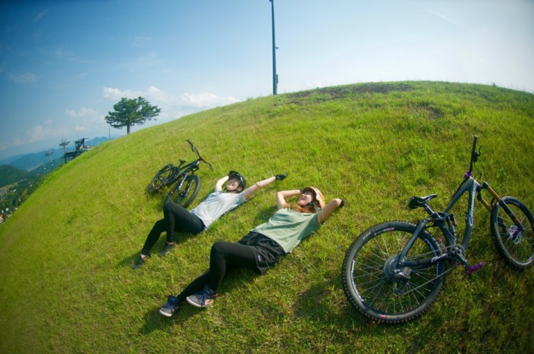 関西「アップかんなべスキー場」にMTBパーク「UP MTB PARK IN KANNABE」が登場