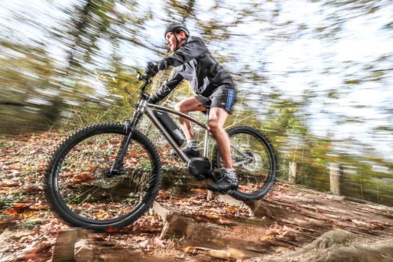 自動運転で有名なヴァレオが世界初のオートマ、内蔵ギアボックス搭載E-Bikeユニットを発表