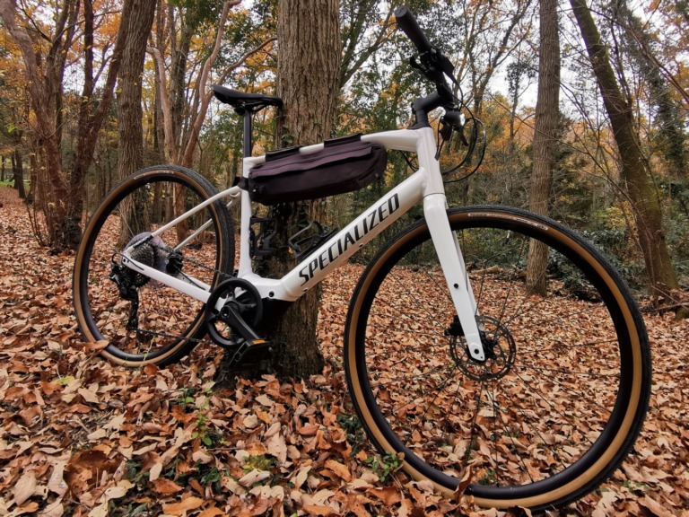 話題のグラベルタイヤ「パナレーサー グラベルキングSS」をE-Bikeでテスト！（Specialized Turbo VADO SL編）