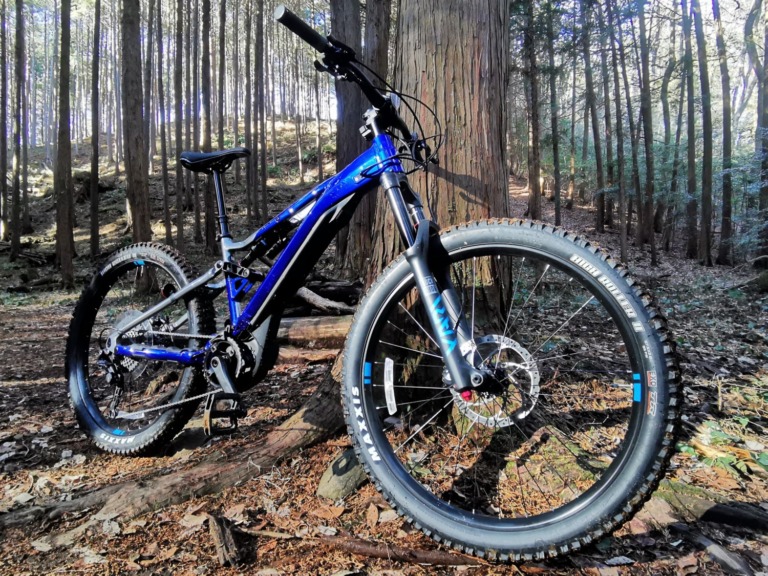 パワーとハンドリングを両立した驚異のフルサスE-MTB　ヤマハ YPJ-MT Proをインプレ