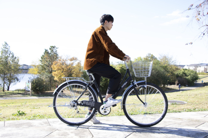 跨った状態(モデル180cm)