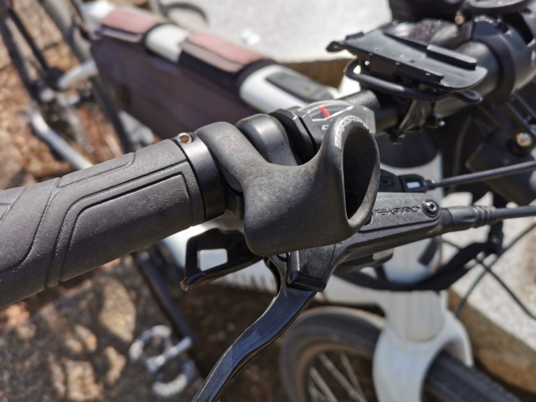 手首が痛くない新感覚バーグリップ「SPIRGRIPS+」インプレ　サイクリングからレースまで使える待望のパーツ