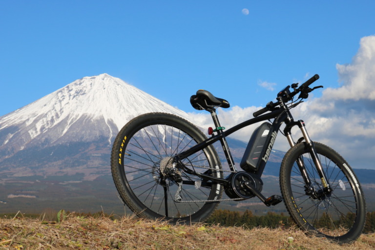 お花見E-BIKEとプライベートグランピング「MT. FUJI SATOYAMA VACATION」発売開始