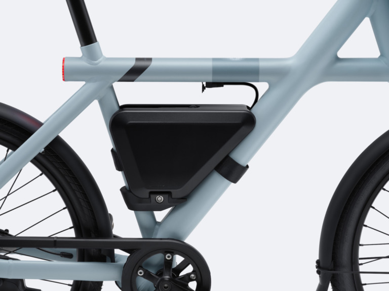 オランダのE-Bike「VanMoof」から、外付け用バッテリー「PowerBank」登場　航続距離最大100キロアップ