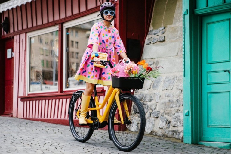 スペシャライズドからシティタイプのE-Bike「Turbo Como SL」シリーズ登場　軽さを重視したシティタイプの軽量E-Bike