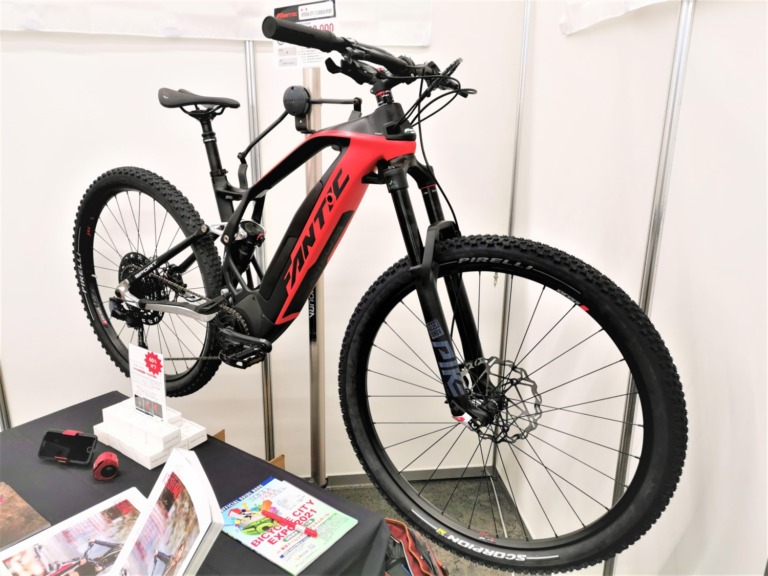 FANTICから新型フルサスE-MTB「XTF 1.5 CARBON」登場　大容量バッテリー搭載してモデルチェンジ