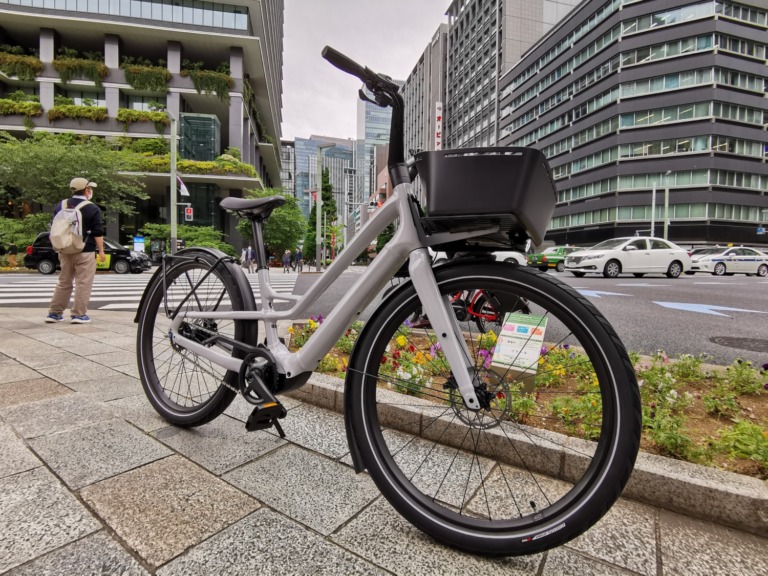 軽くて洒落たシティ系E-Bike「Specialized Turbo Como SL」を解説　グレードの違いによる走行感覚の違いも紹介