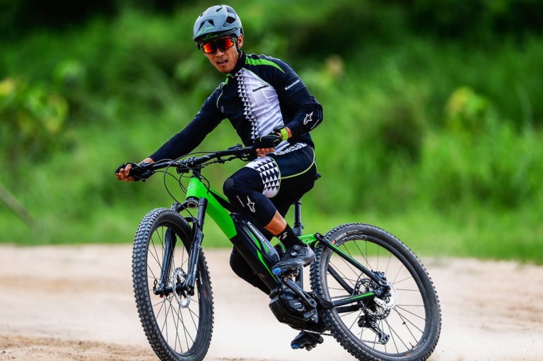 タイカワサキからロードバイクとE-Bikeが登場　E-BikeはシマノEP8を搭載したフルサスE-MTB