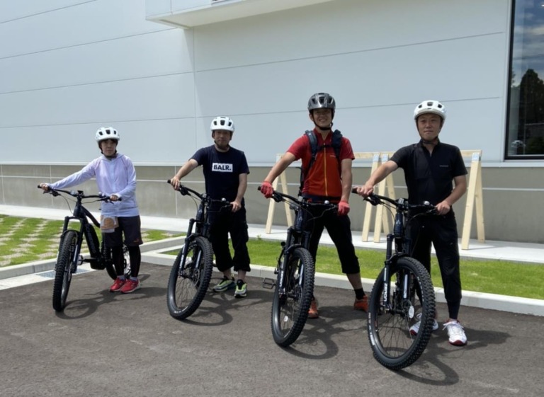 前田薬品工業がE-Bikeレンタル、ツアー事業を開始