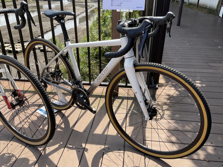 ホダカ展示会　NESTO 2022年モデル編　定番のグラベルロードやロードバイクのカラーチェンジが中心
