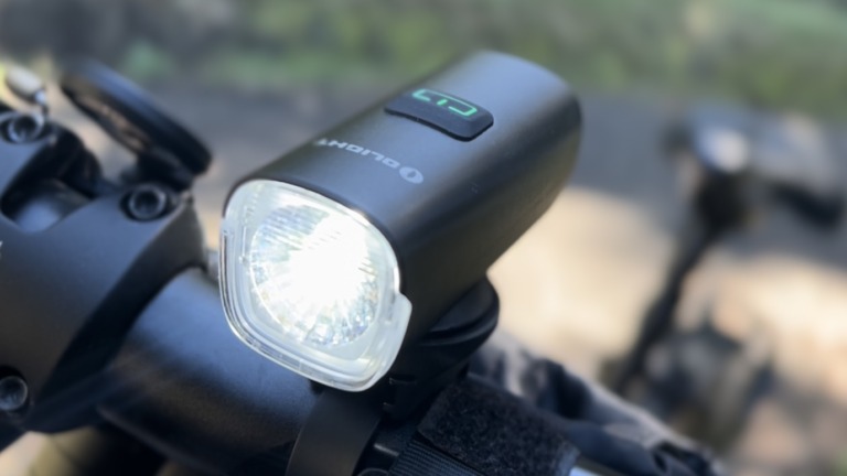 OLIGHT RN400　3000円以下の高性能自転車用ライトをインプレッション