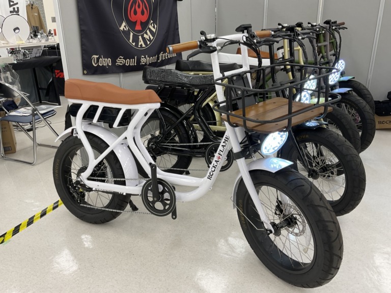 ミニバイク風デザインで注目のE-Bikeブランド「ROCKA FLAME」