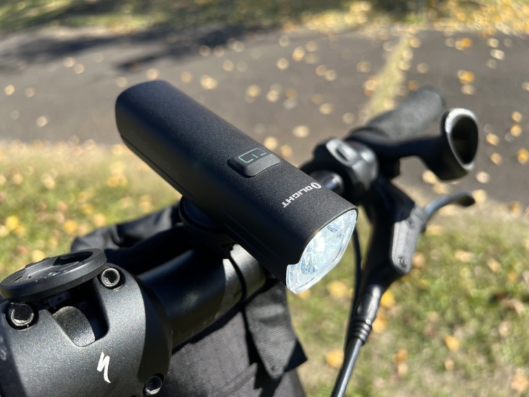 高性能自転車用LEDヘッドライト「OLIGHT RN1500」レビュー RN400とも比較