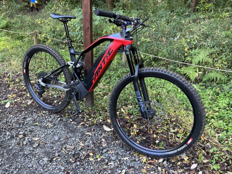 欧州仕様フルサスE-MTB FANTIC XTF1.5 CARBONをインプレッション