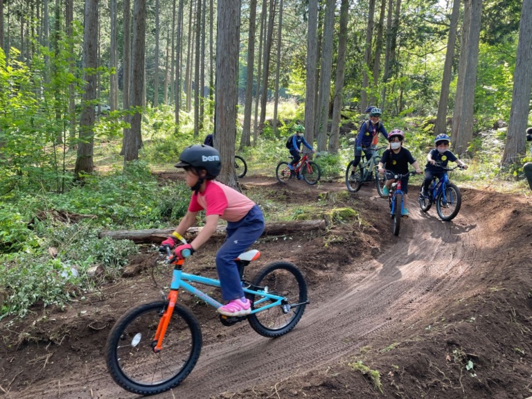 国内最大級の⼀般無料開放マウンテンバイクパーク「南アルプス立沼マウンテンバイクパーク」が2021年11月22日オープン