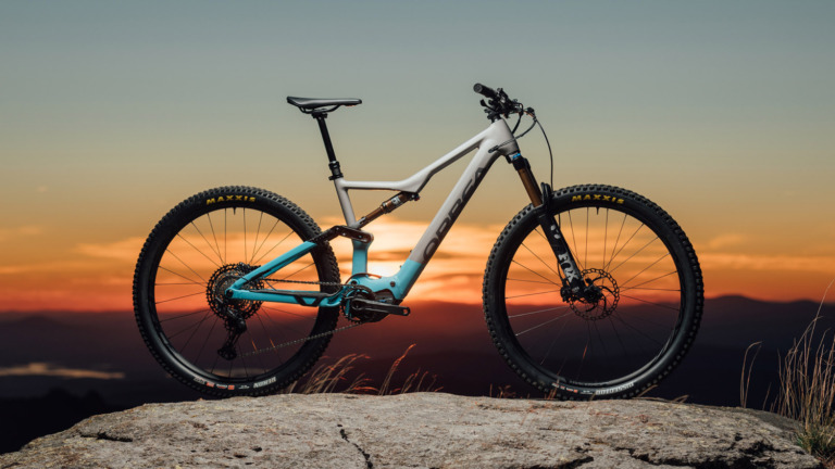 Orbea 軽量アルミフルサスE-MTB「Rise H」登場 540Whの大容量バッテリーを搭載した軽量E-MTB