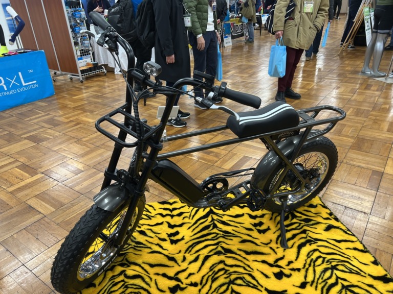 人気のオートバイ風電動アシスト自転車「BRONX BUGGY」をチェック　どのような特徴があるのか解説
