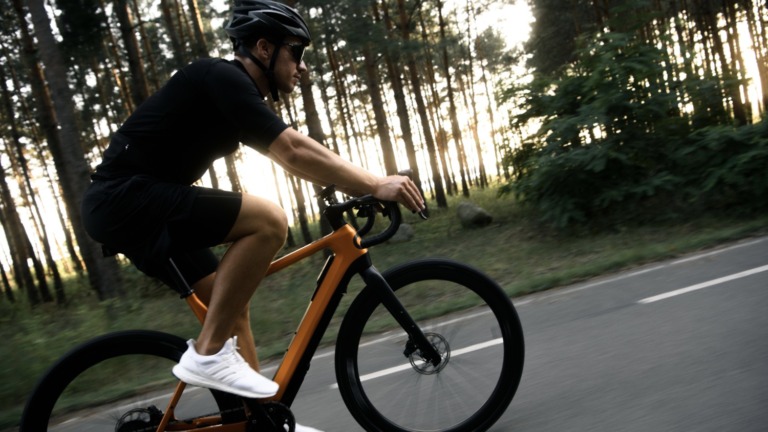 ポルシェデジタルからE-Bikeブランド「サイクラー」登場 スマホと繋がるコネクテッドE-Bikeを提供