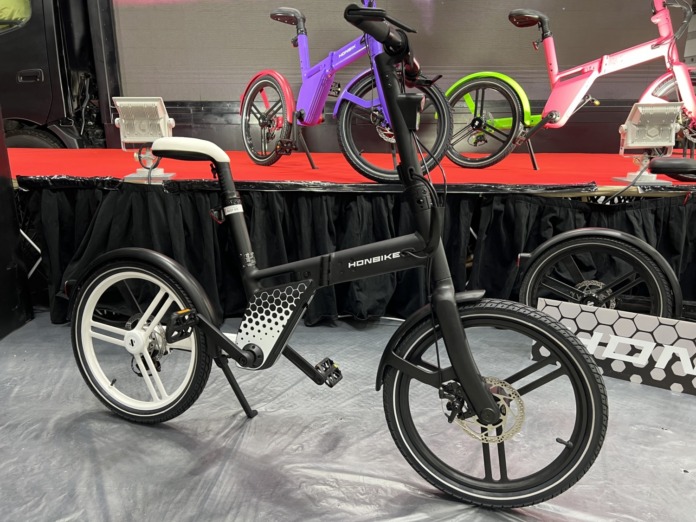 438C4819-956D-4443-B77D-A3F4243E2906