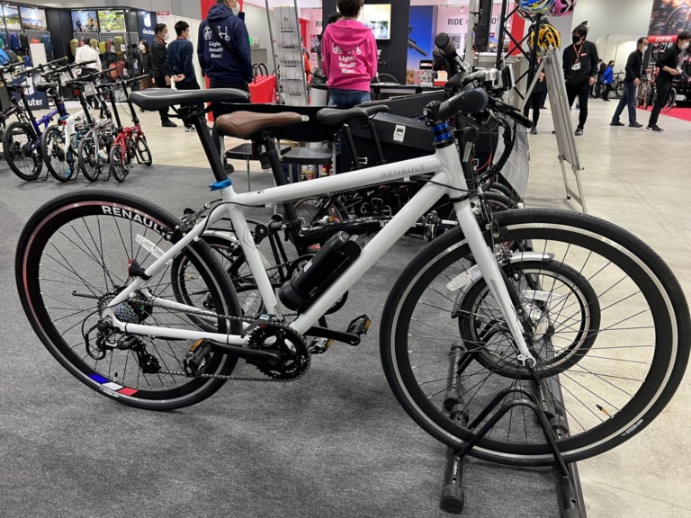 クロスバイクタイプ軽量E-Bike「RENAULT E-MAGIC 7016」 10万円台で軽さを求めたい街乗りE-Bike