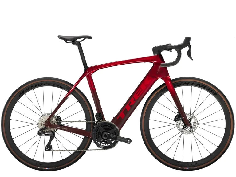 TREK、ロードバイクタイプのE-Bike「Domane+ SLRシリーズ」発表　最軽量モデルは11.7キロを達成したE-ロードバイク