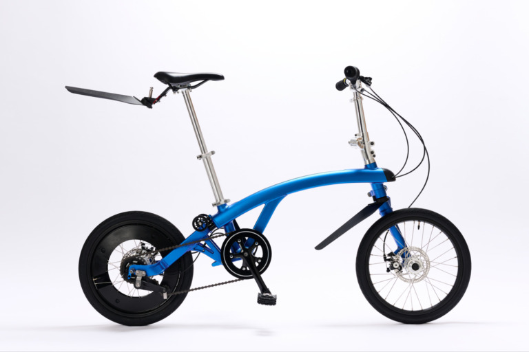 モバイル変身折りたたみ自転車「iruka」　専用泥除け「iruCanal」登場。