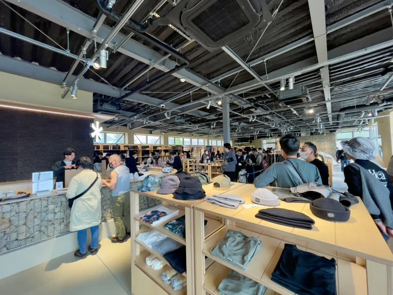 エンゼルフォレスト白河高原内にスノーピークの直営ショップとフィッシングエリア併設の直営店が登場