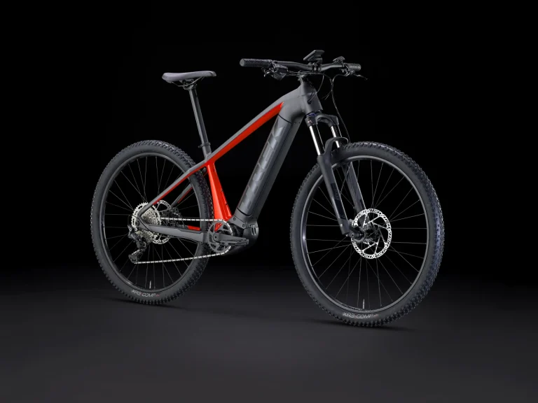 TREK ハードテールE-MTB「Powerfly 4 Gen 4」発表　ボッシュ・パフォーマンスラインCXスマートシステム搭載