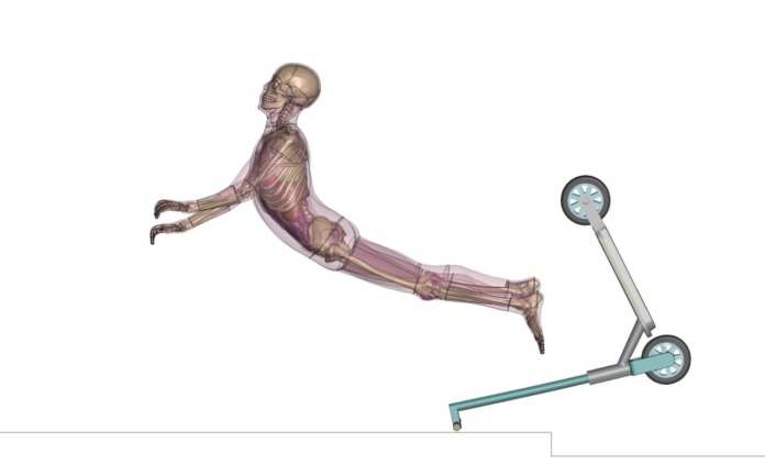 Crashtest-Dummy auf dem E-Scooter