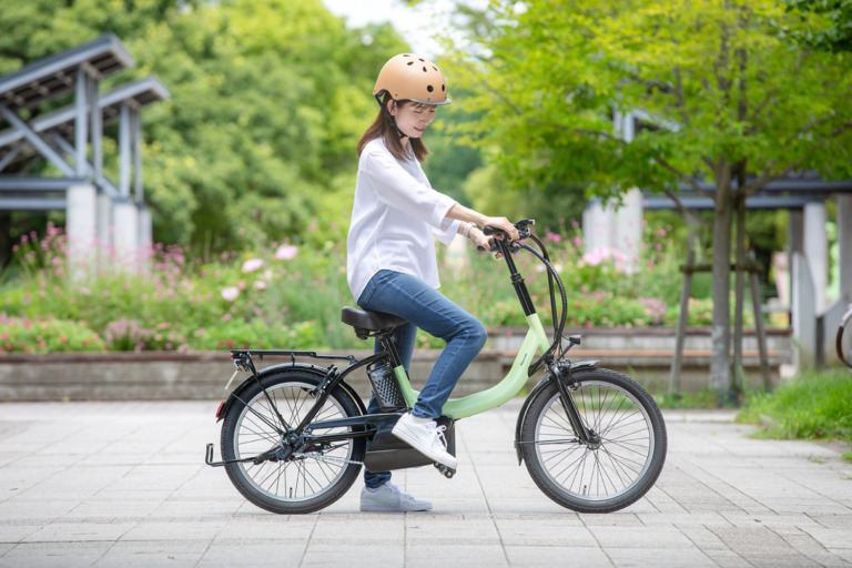 パナソニック、”ママチャリ”の知見で新市場へ 免許不要の特定小型「MU」で電動モビリティに安心と安定を